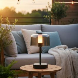 Genopladelig LED bordlampe